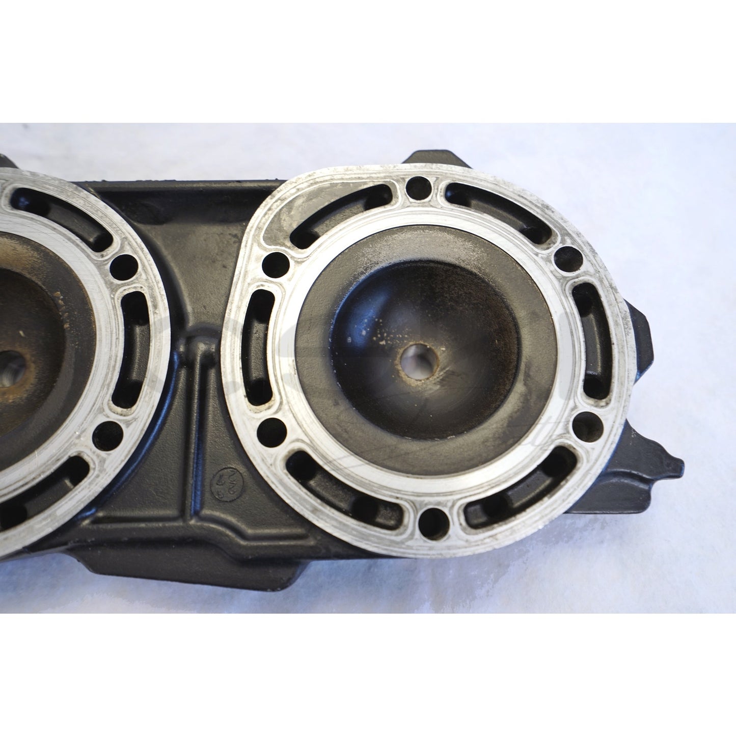 amaha WaveRunner XLT1200 GP1200R 1200 Cylinder Head + Cover 67X-11111 66V-11191