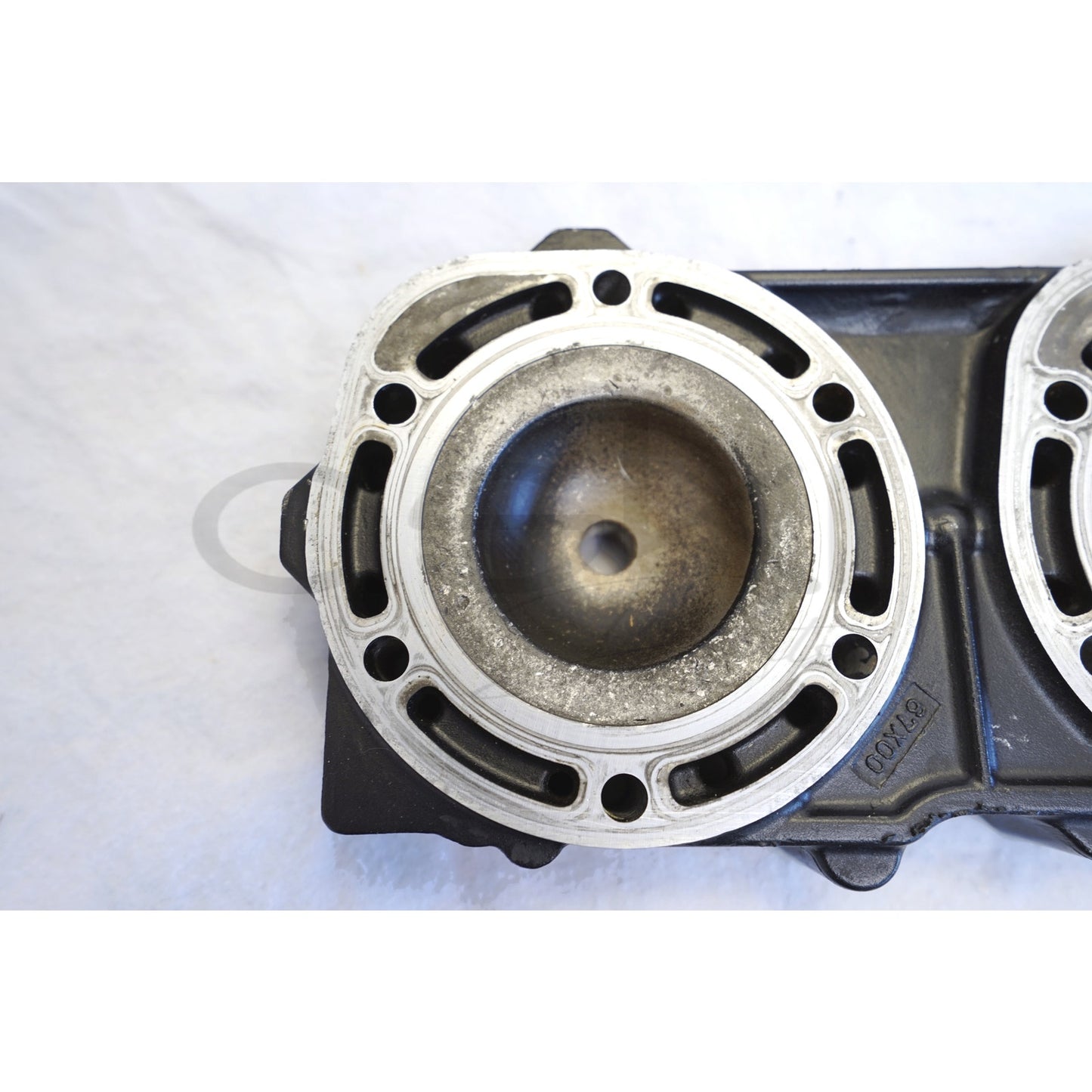 amaha WaveRunner XLT1200 GP1200R 1200 Cylinder Head + Cover 67X-11111 66V-11191