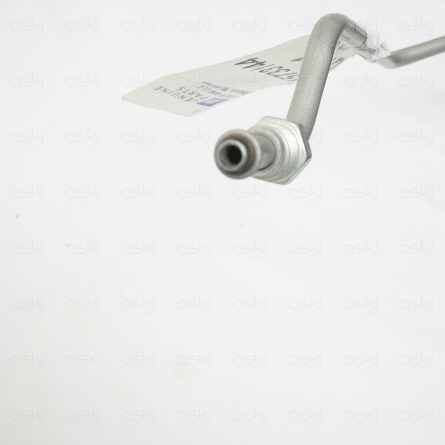 GM Genuine Parts 15733144 Fuel Return Pipe Line - Tahoe Yukon Escalade 5.7