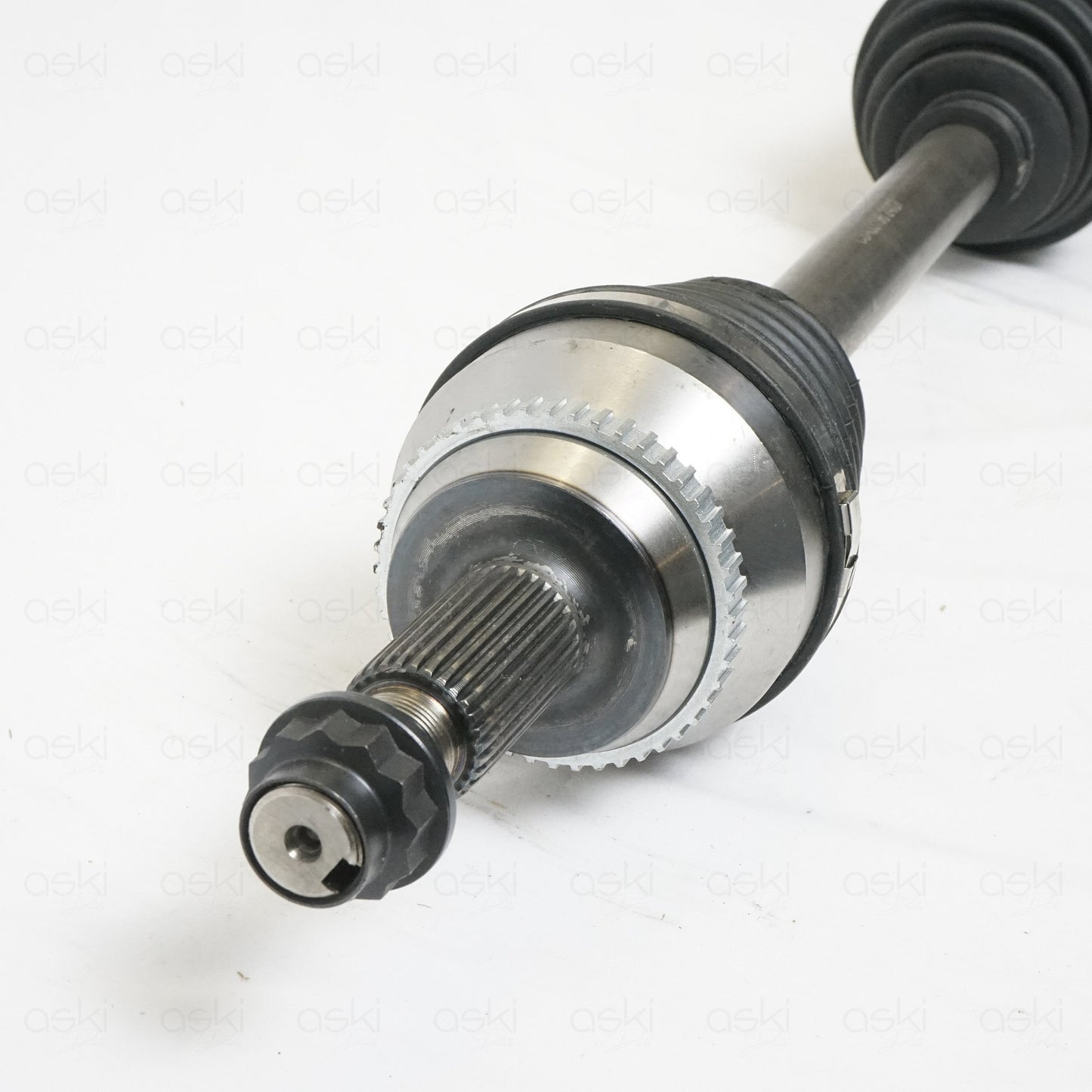 TRQ Front Right CV Axle Shaft Passenger for 2014-19 Toyota Highlander Hybrid AWD