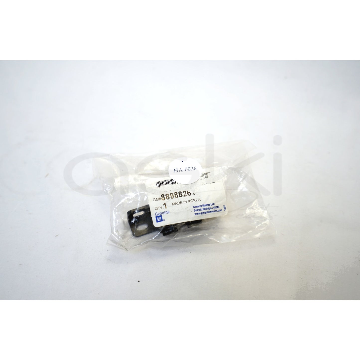 GM Genuine Parts 88988261 OBD-II 16 Pin Data Link Connector Black No Leads