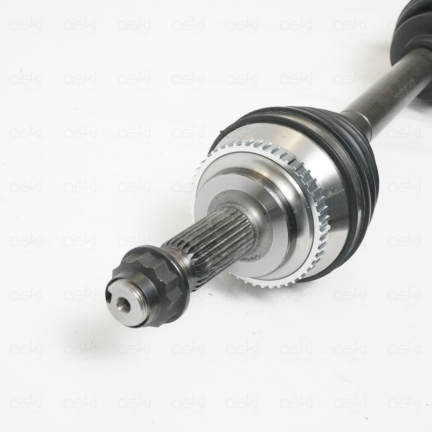 TRQ CSA33190 Front Right CV Axle 09-10 Vibe 09-10 Corolla XRS 09-13 Matrix