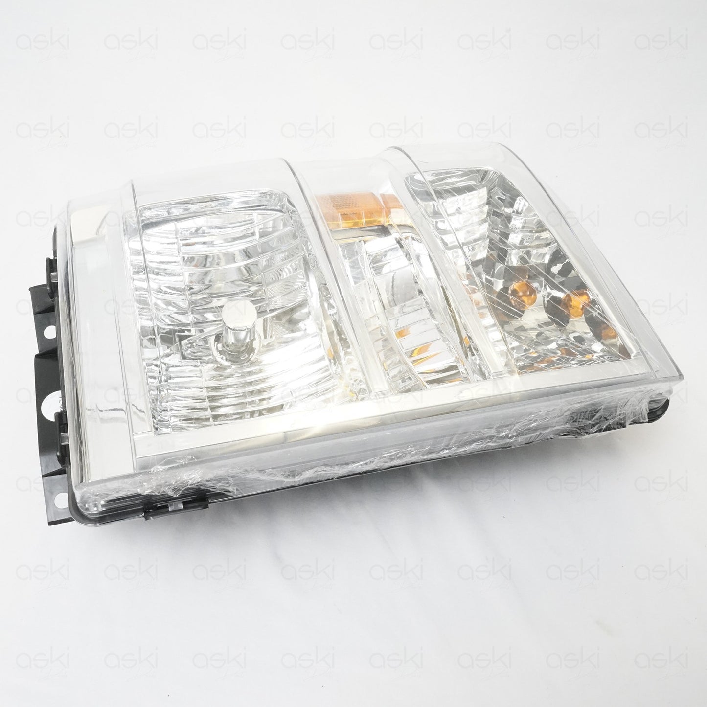 TRQ RH Headlight FO2503249 08-14 E150/E250 08-17 E350 08-19 E450 16-21 F650/F750
